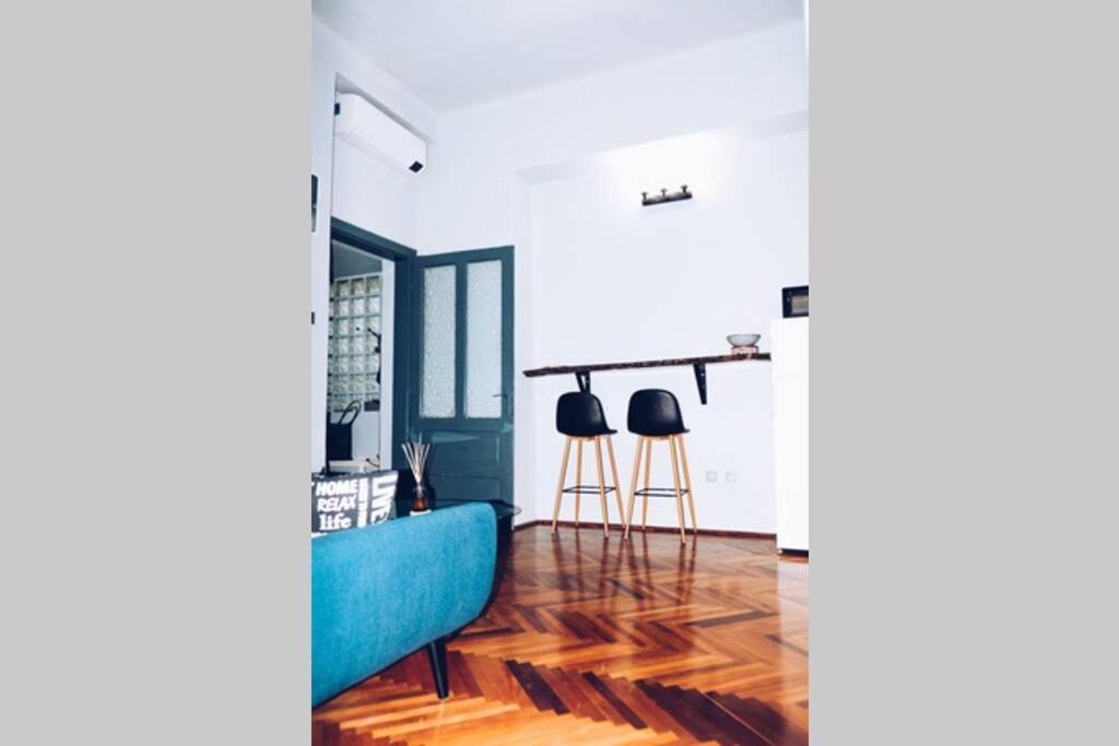 ☆Modern High Ceiling Apartment - Heart Of The City Oradea Exterior photo